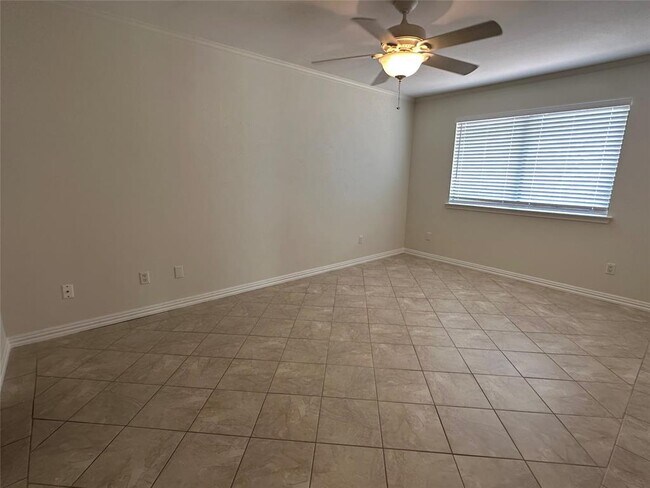 Building Photo - 12333 Tomanet Trail
