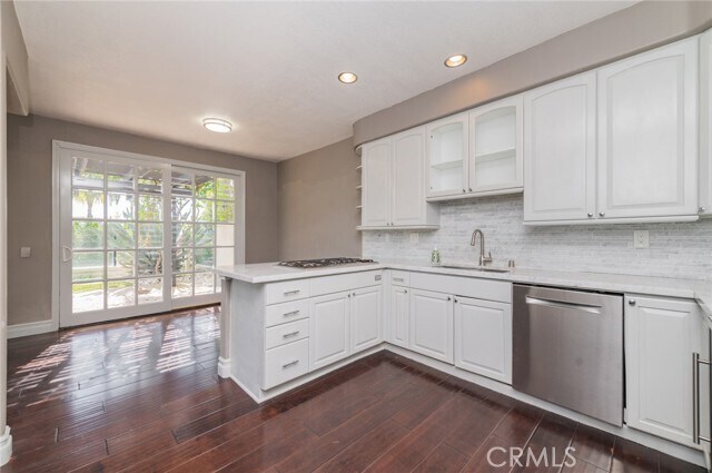 Building Photo - 52 Siena