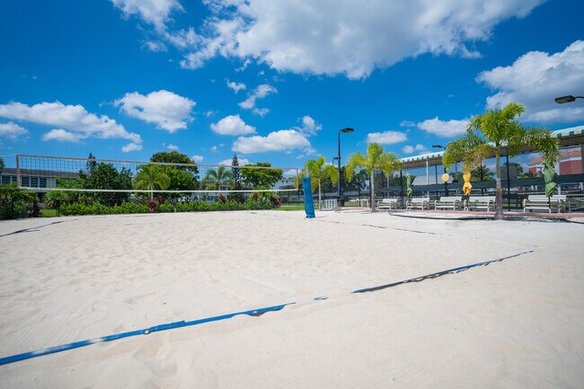 Building Photo - 322 Tilford O