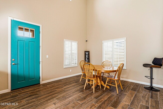 Building Photo - 2020 Tim Foster St