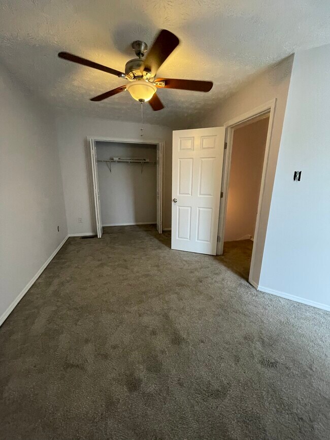 Building Photo - 924 Ashley Michelle Ct