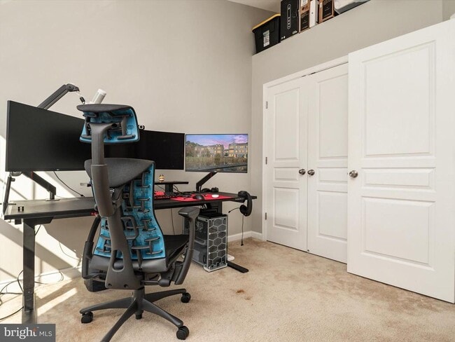 Building Photo - 2321 Marion Rd