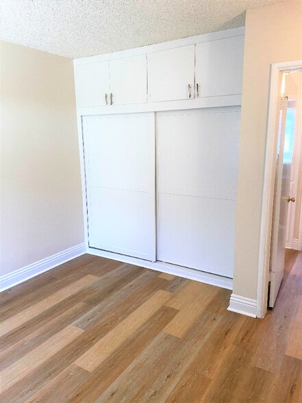 Building Photo - 850 S Rosemead Blvd