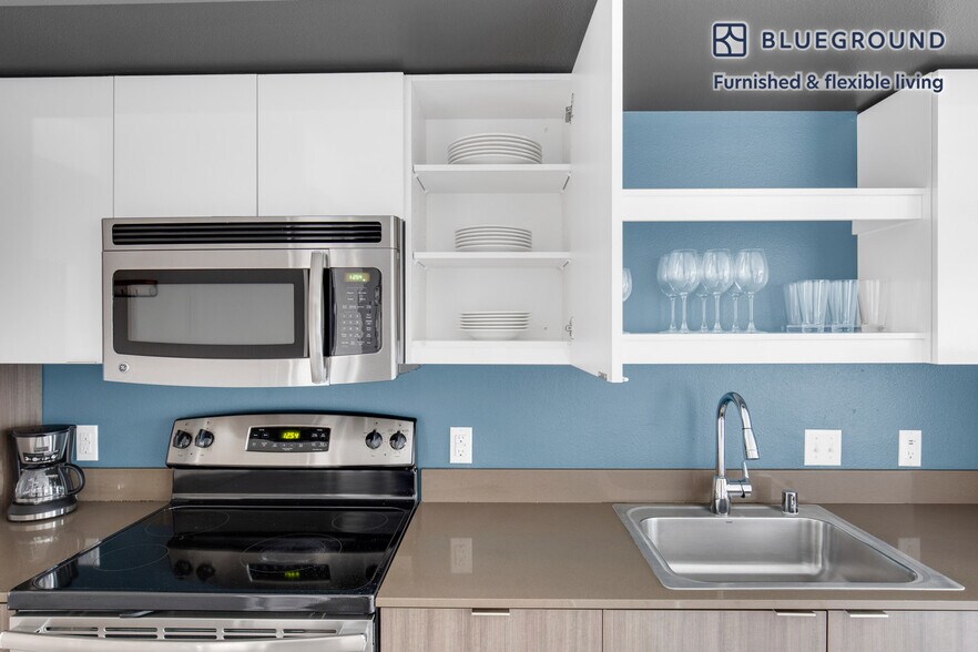 Building Photo - 1530 Belmont Ave