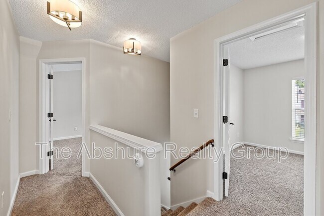 Building Photo - 5216 Carriage Pine Dr