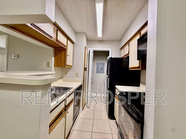 Building Photo - 238 Afton Square