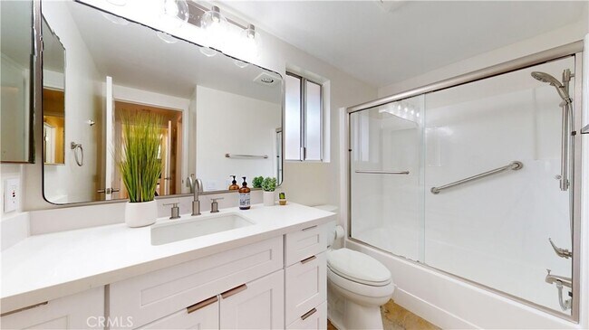 Building Photo - 5357 Algarrobo