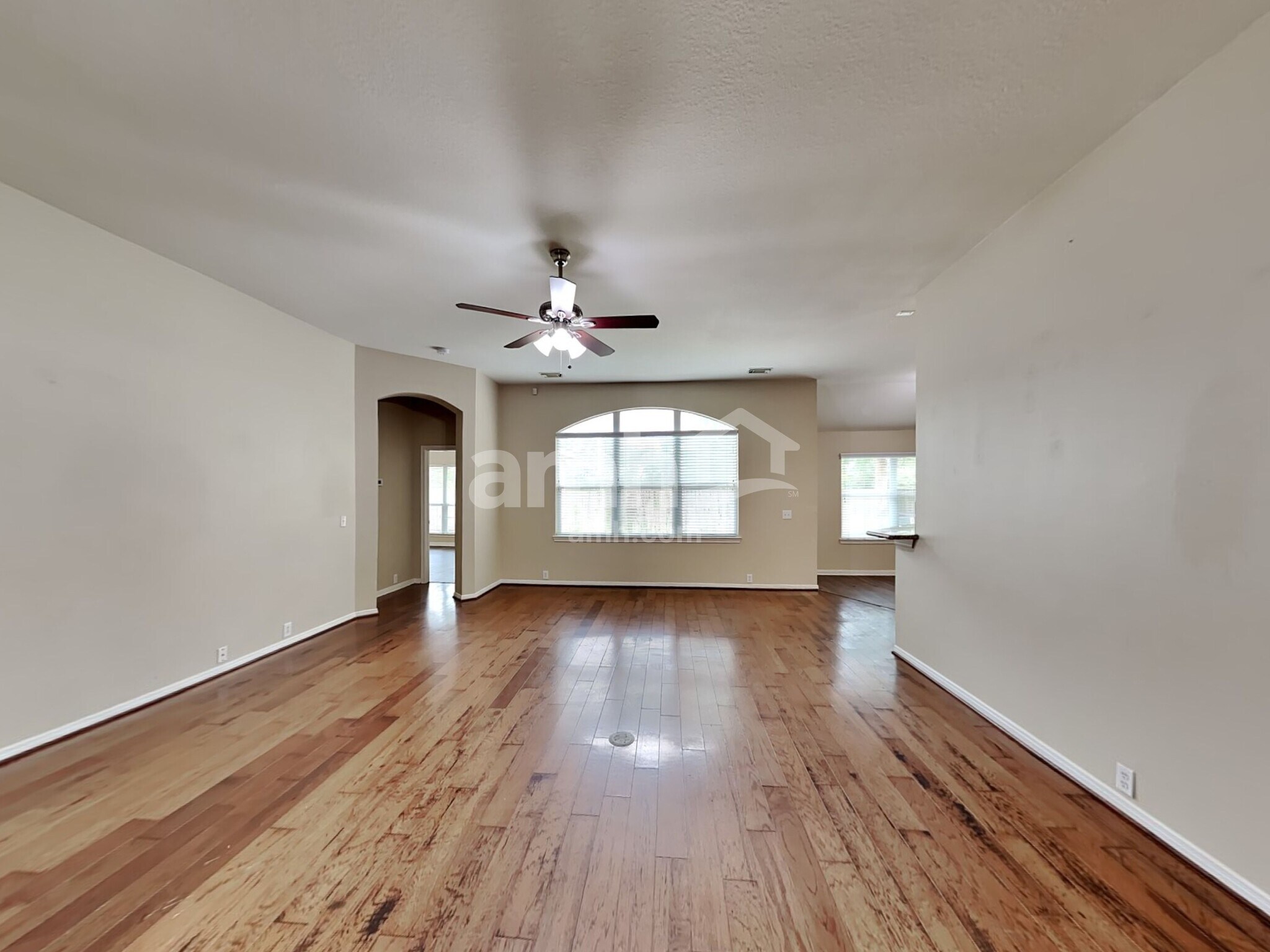 Building Photo - 8812 Sun Haven Ln