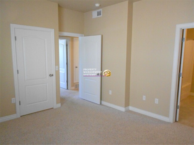 Building Photo - 1156 E 3300 S