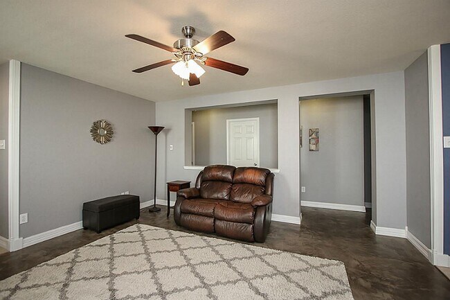 Building Photo - 3603 Garrison Run Dr