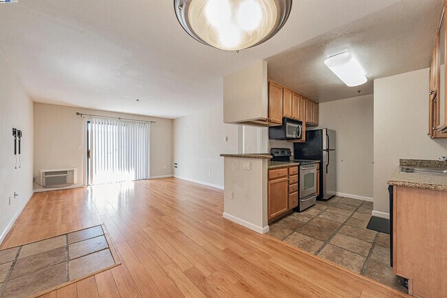 Building Photo - Sunnyvale 1BR with Private Balcony, In-Unit Laundry & Central Air – Prime Value at $2,129