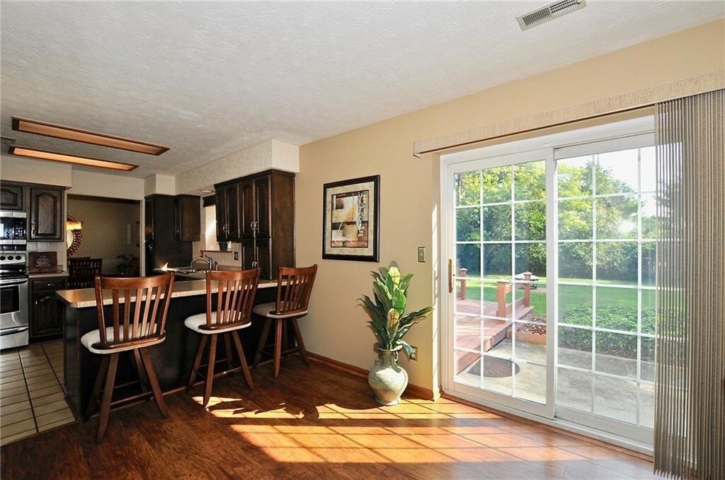 Building Photo - 9339 Embers Way