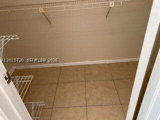 Building Photo - 2401 Riverside Dr