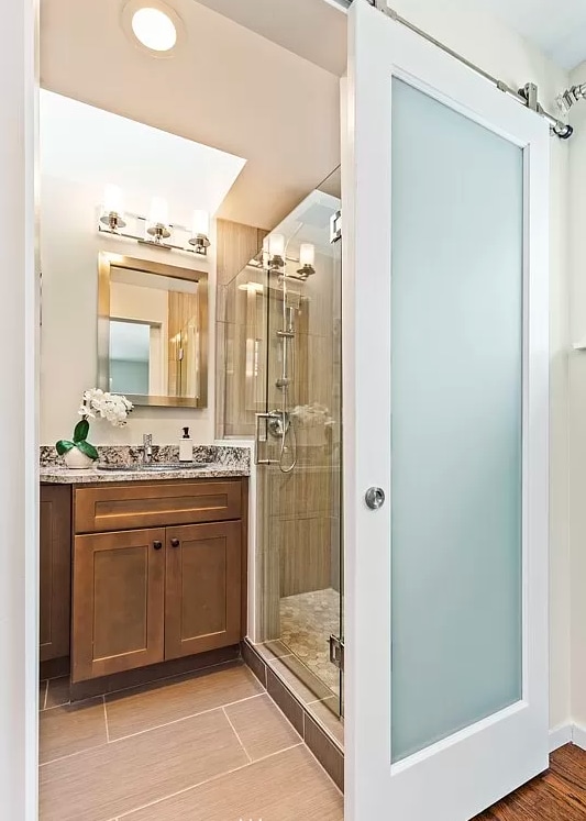 Building Photo - 1333 N 192nd St