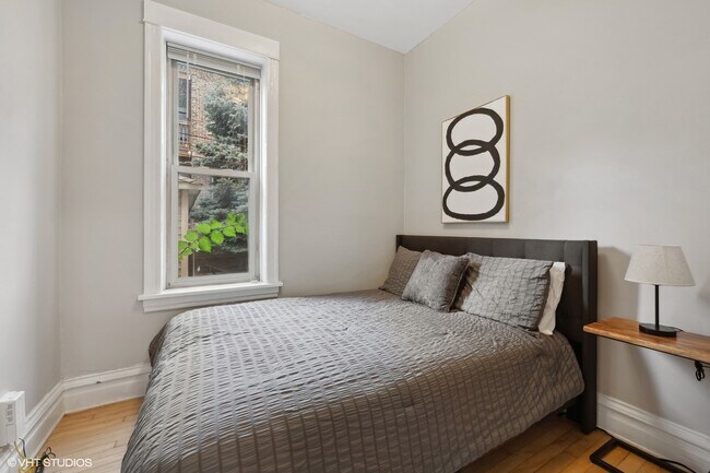 Building Photo - 3035 W George St