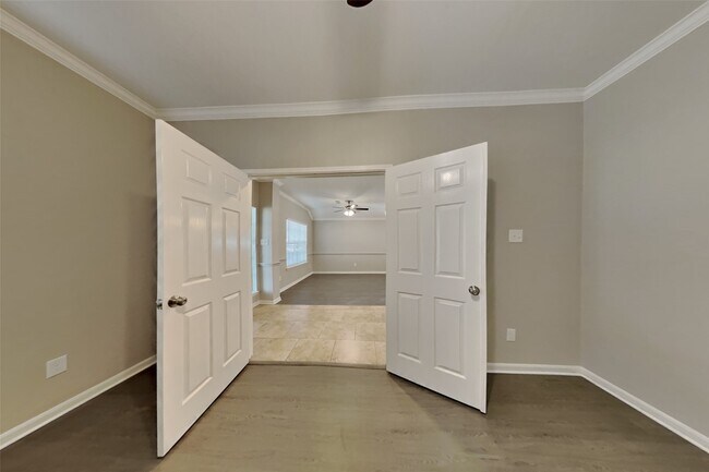 Building Photo - 16519 Cypress Thicket Dr