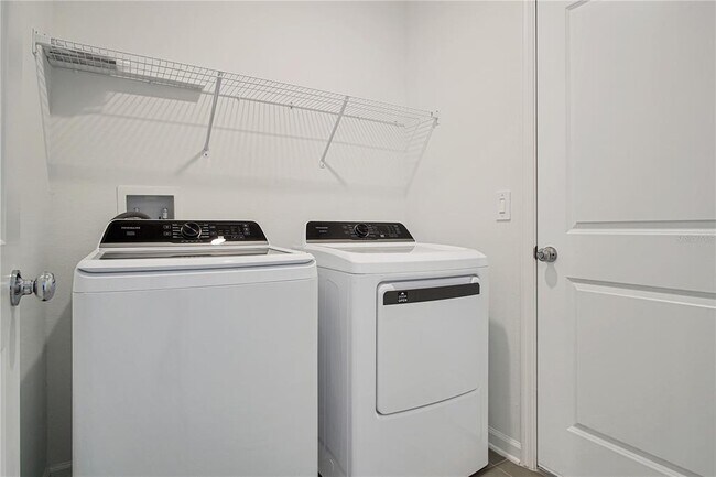 Building Photo - 3071 Totem Rd