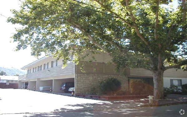 Building Photo - Danville Patio Apartments