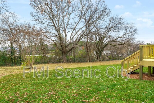 Building Photo - 4207 Willard Dr