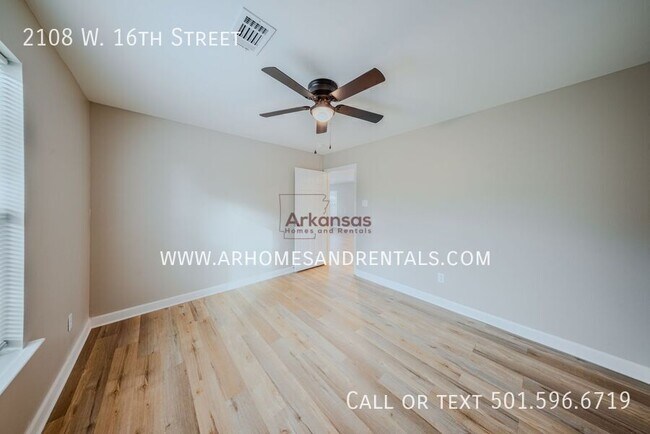 Building Photo - 2108 W 16th St