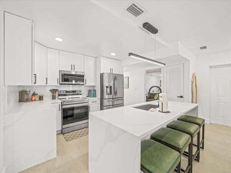 Building Photo - 3811 River Grove Ct