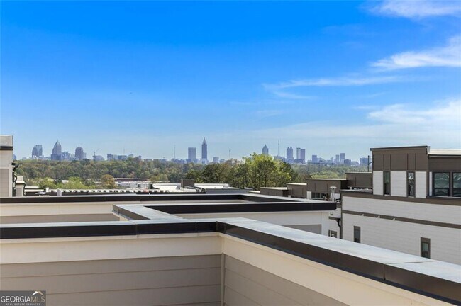 Building Photo - 2145 Burnside Dr NW