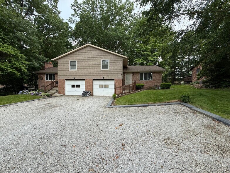 Primary Photo - 1208 Carnwise St SW