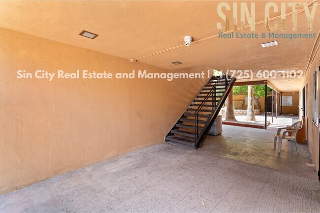 Building Photo - "Chic 1-Bed Oasis with Granite Elegance in Vibrant Las Vegas!"