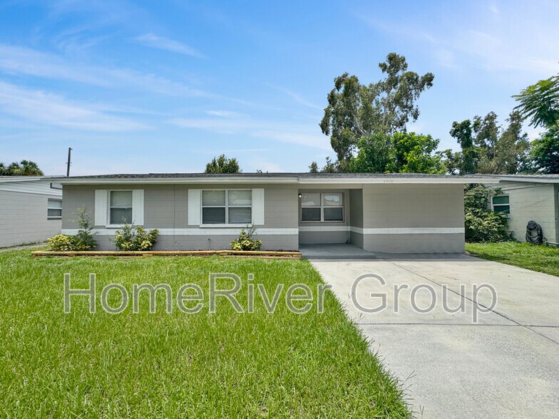 Primary Photo - 4800 85th Ave