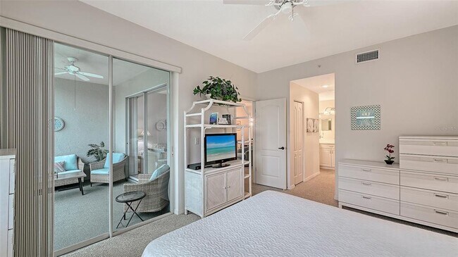 Building Photo - 8750 Olde Hickory Ave