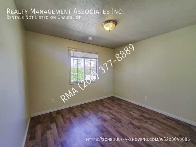 Building Photo - 17659 Monarch Way