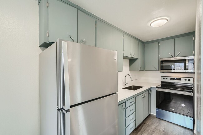 Building Photo - Amazing 1bed/1bath Apartment in White Center!