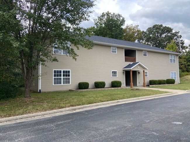 Building Photo - Condominium in Academy Commons