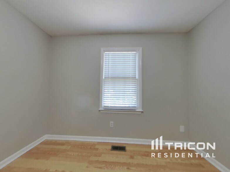 Building Photo - 3272 Greenhill Ct