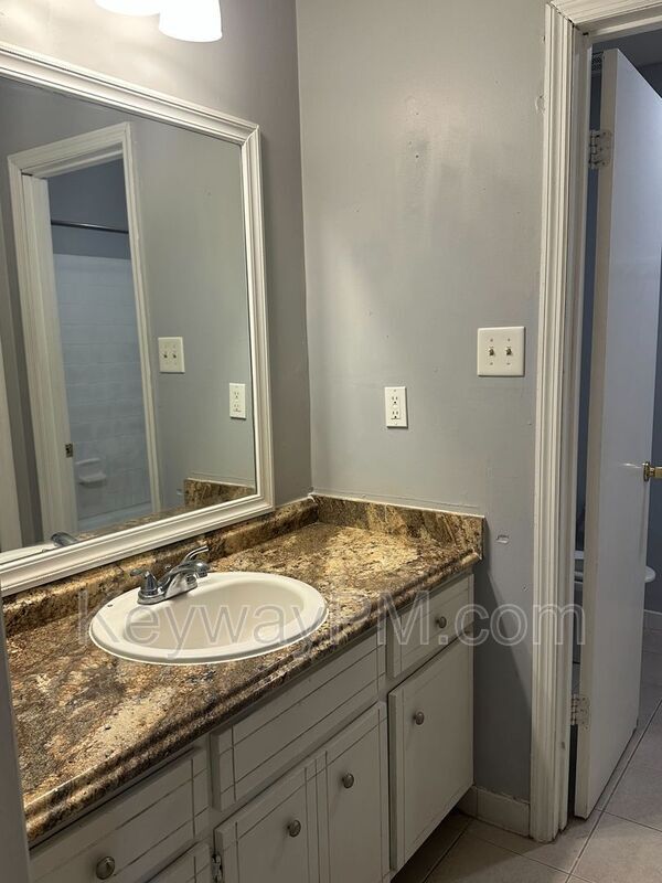 Building Photo - 2104 Trotters Way
