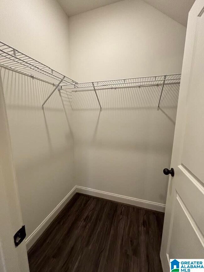 Building Photo - 4303 Lennox Ct