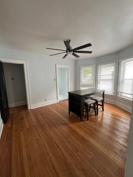 Building Photo - 602 Westcott St