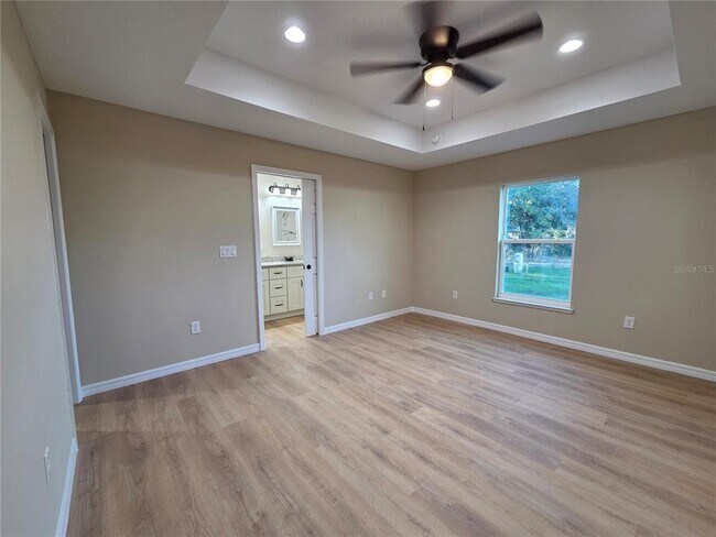 Building Photo - 8881 SW 138 Ln