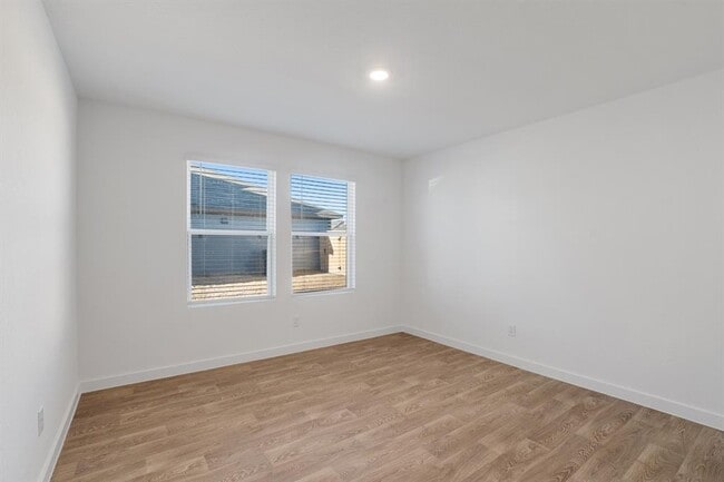 Building Photo - 709 Tranquility Ln