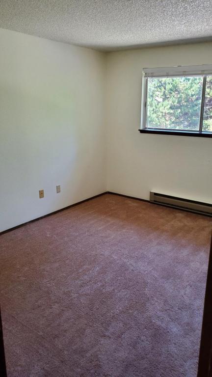 Building Photo - 2112 Soroya Ct SW - Unit D