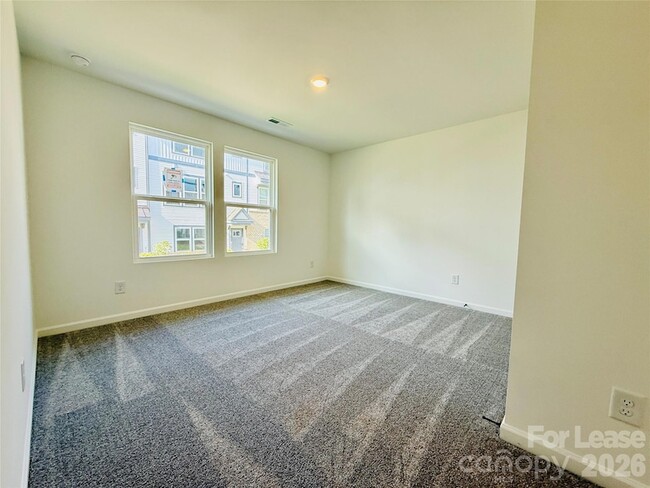 Building Photo - 1736 Blanche St