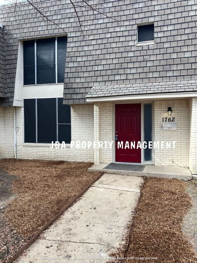 Primary Photo - 1762 Belshire Ct