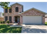 Building Photo - 2821 Briargrove Ln