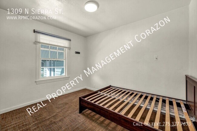 Building Photo - 1309 N Sierra St