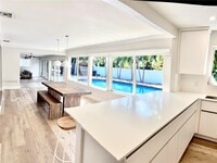 Building Photo - 19340 NE 18th Ct