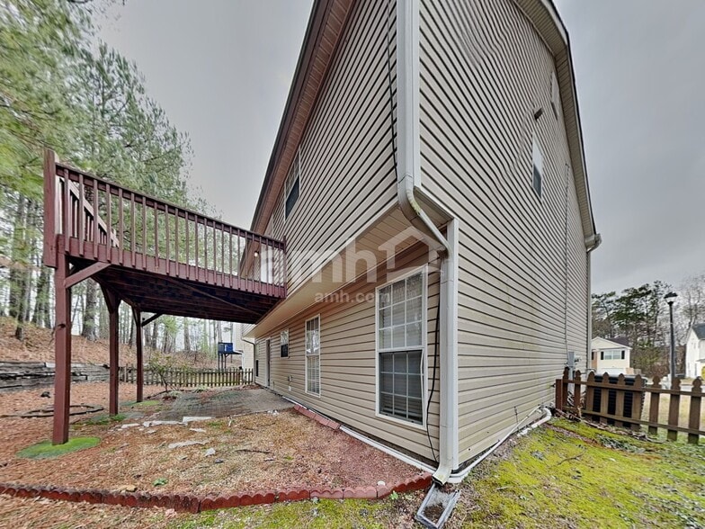 Building Photo - 5029 Kens Ct