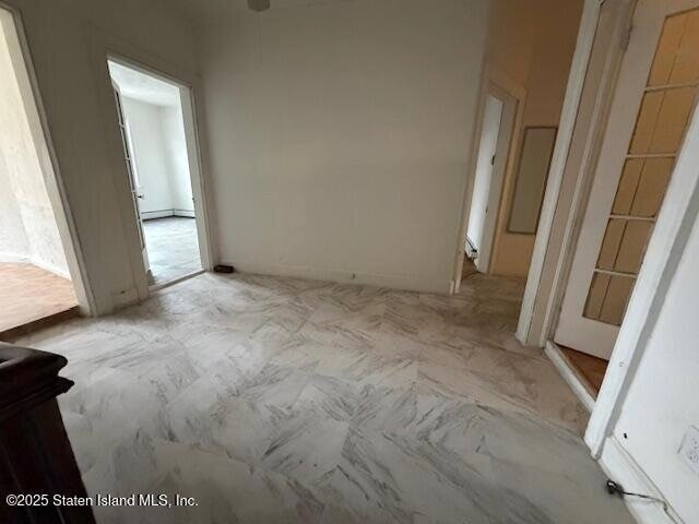 Building Photo - 202 Bay St