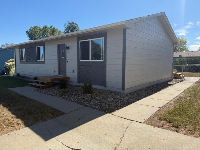 Building Photo - 4653 Williams St
