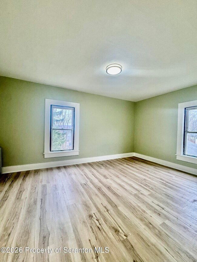 Building Photo - 1746 Bloom Ave