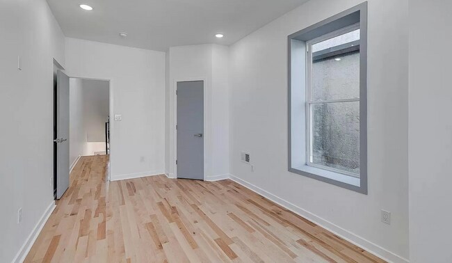 Building Photo - Temple Student Housing Single Family